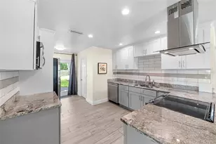 8011 26th Ave N, Saint Petersburg, FL 33710 - Photo 11