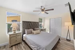 8011 26th Ave N, Saint Petersburg, FL 33710 - Photo 15