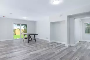 8180 42nd St N, Pinellas Park, FL 33781 - Photo 7