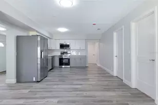 8180 42nd St N, Pinellas Park, FL 33781 - Photo 5