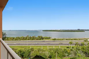 7430 Sunshine Skyway Ln S, Saint Petersburg, FL 33711 - Photo 39