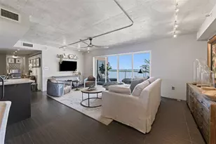 7430 Sunshine Skyway Ln S, Saint Petersburg, FL 33711 - Photo 23