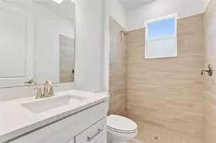 19718 Trout Terrace, Lakewood Ranch, FL 34211 - Photo 39