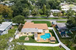 2548 Forest Pkwy N, Largo, FL 33771 - Photo 33