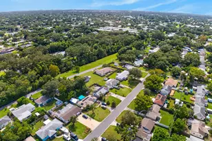 5260 43rd Ave N, Saint Petersburg, FL 33709 - Photo 25