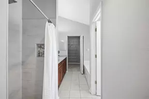 13418 Sunvale Pl, Tampa, FL 33626 - Photo 21