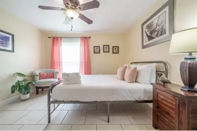 11606 79th Avenue, Seminole, FL 33772 - Photo 9