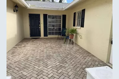 5624 Palm Aire Drive #V105, Sarasota, FL 34243 - Photo 3