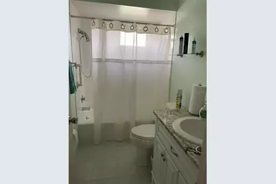 5624 Palm Aire Drive #V105, Sarasota, FL 34243 - Photo 15