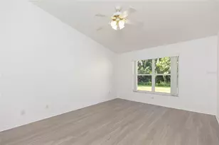 35224 Whispering Pines Dr, Zephyrhills, FL 33541 - Photo 29