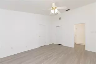 35224 Whispering Pines Dr, Zephyrhills, FL 33541 - Photo 31