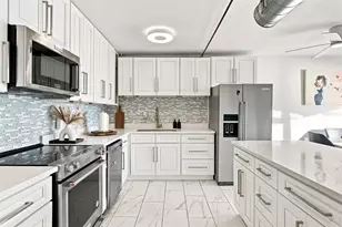 2401 Bayshore Blvd, Tampa, FL 33629 - Photo 13