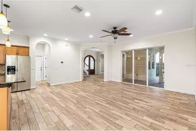 4117 Woodacre Lane, Tampa, FL 33624 - Photo 13