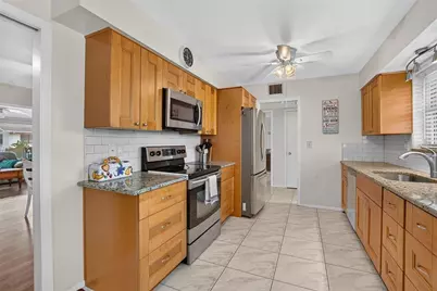 1517 Allegheny Drive, Sun City Center, FL 33573 - Photo 5