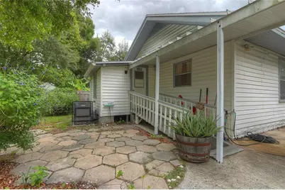 1527 13th Street S, Saint Petersburg, FL 33705 - Photo 39