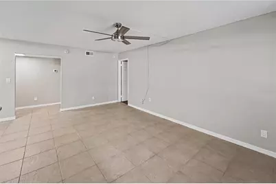 4450 40th Avenue N #D12, Saint Petersburg, FL 33714 - Photo 9