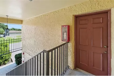 4450 40th Avenue N #D12, Saint Petersburg, FL 33714 - Photo 3
