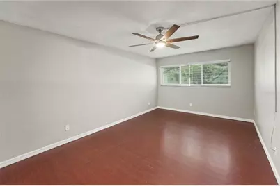4450 40th Avenue N #D12, Saint Petersburg, FL 33714 - Photo 17