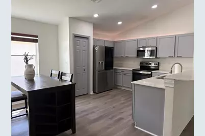 11340 Southwind Lake Drive, Gibsonton, FL 33534 - Photo 11