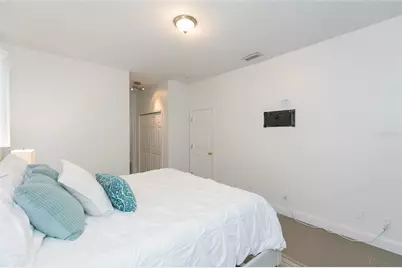6426 31st Street S, Saint Petersburg, FL 33712 - Photo 17