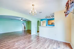 4729 Ashburn Pond Way, Tampa, FL 33610 - Photo 13