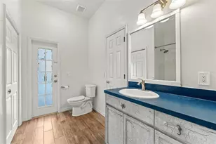 2561 Regal River Rd, Valrico, FL 33596 - Photo 33
