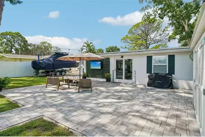 9001 Bay Street NE, Saint Petersburg, FL 33702 - Photo 51