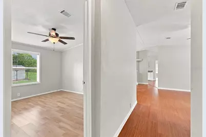 6814 Founders Street, Zephyrhills, FL 33542 - Photo 35