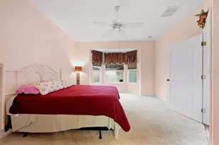 10647 Whittington Ct, Largo, FL 33773 - Photo 19