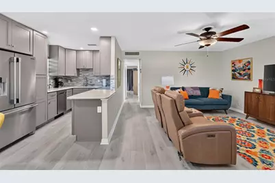 102 Cambridge Trail #220, Sun City Center, FL 33573 - Photo 7