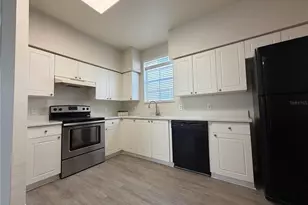 4005 Palmetto Palm Ct, Tampa, FL 33624 - Photo 5