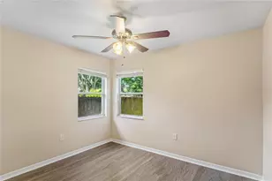 652 Sand Ridge Dr, Valrico, FL 33594 - Photo 19
