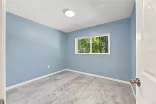 7557 N 18th Ave N, Saint Petersburg, FL 33710 - Photo 15