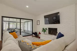 3160 Chamblee Ln, Clearwater, FL 33759 - Photo 13