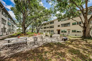 5880 38th Ave N, Saint Petersburg, FL 33710 - Photo 49