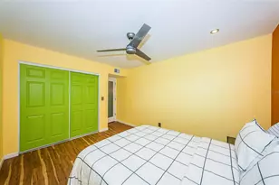 5880 38th Ave N, Saint Petersburg, FL 33710 - Photo 33