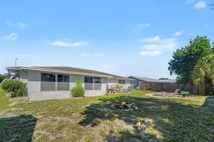 10214 Holly Dr, Port Richey, FL 34668 - Photo 11