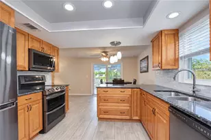 12505 Mondragon Dr, Tampa, FL 33625 - Photo 37