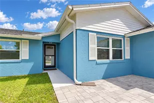 12505 Mondragon Dr, Tampa, FL 33625 - Photo 5