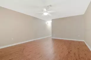 37608 Daliha Terrace, Zephyrhills, FL 33542 - Photo 17