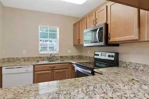 37608 Daliha Terrace, Zephyrhills, FL 33542 - Photo 9