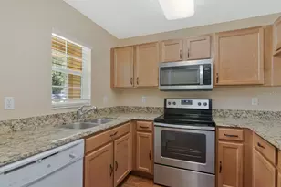 37608 Daliha Terrace, Zephyrhills, FL 33542 - Photo 7