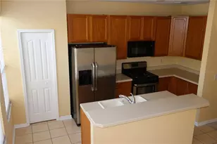 3019 Pointeview Dr, Tampa, FL 33611 - Photo 3