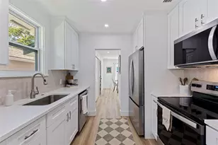 4910 Rosedale Pl N, Saint Petersburg, FL 33714 - Photo 9