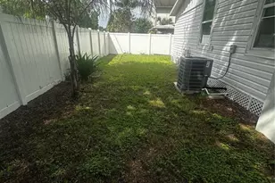 3902 N Suwanee Ave, Tampa, FL 33603 - Photo 21