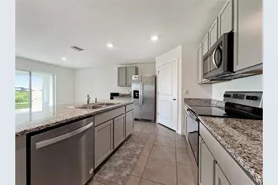 822 Will Scarlett Avenue, Ruskin, FL 33570 - Photo 7