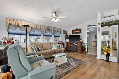 35051 Condominium Boulevard, Zephyrhills, FL 33541 - Photo 5