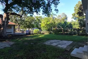 504 4th Ave E, Bradenton, FL 34208 - Photo 3
