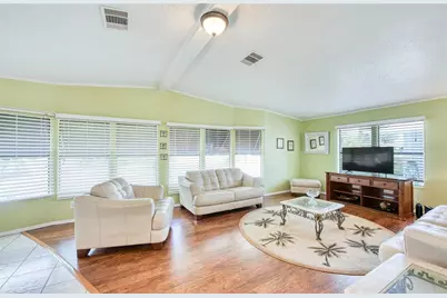 34 Pelican Drive E, Oldsmar, FL 34677 - Photo 3