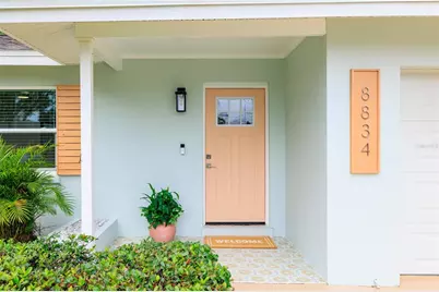 8834 108th Lane, Seminole, FL 33772 - Photo 9